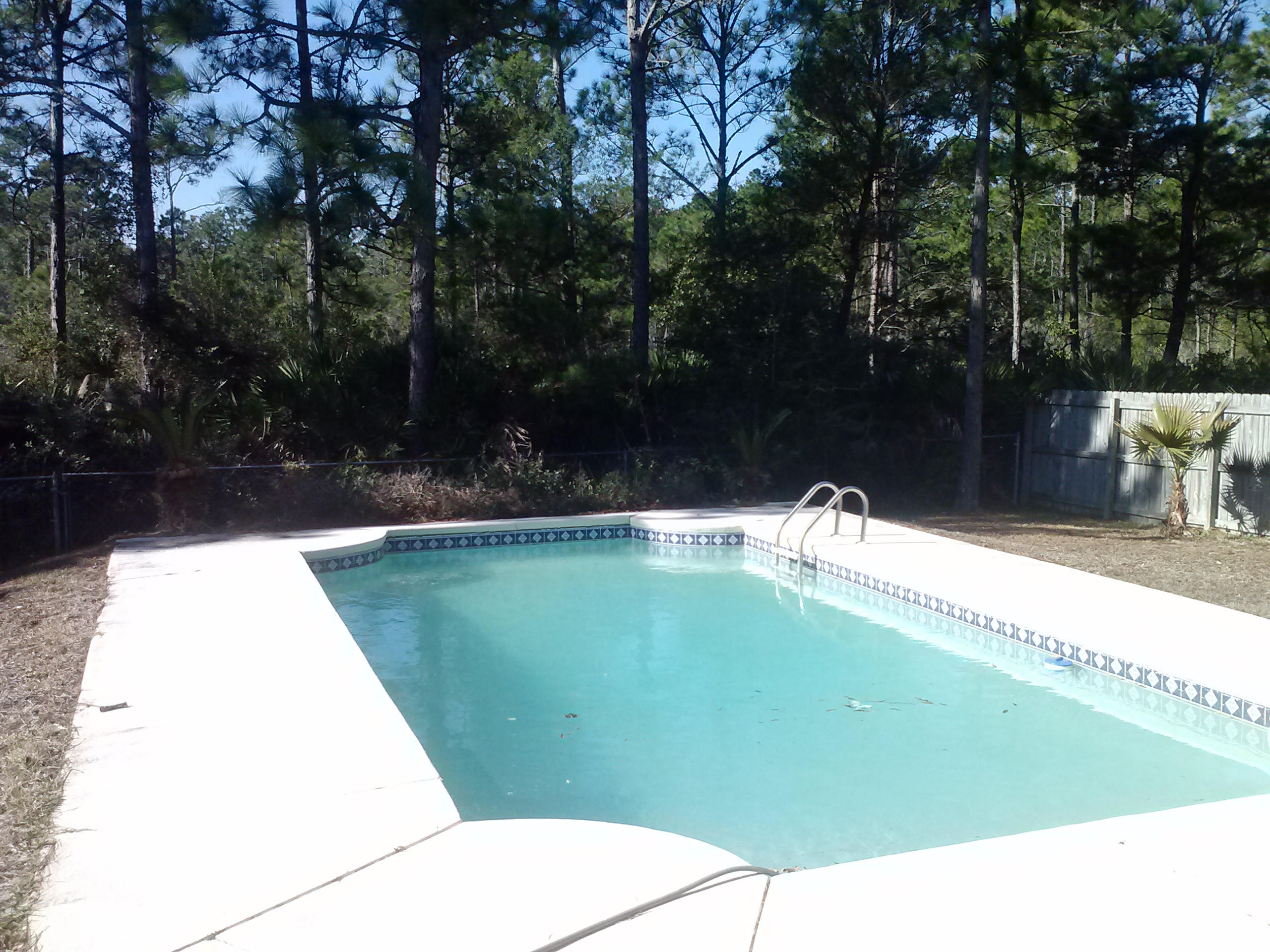 LIGHTHOUSE POINTE - Residential