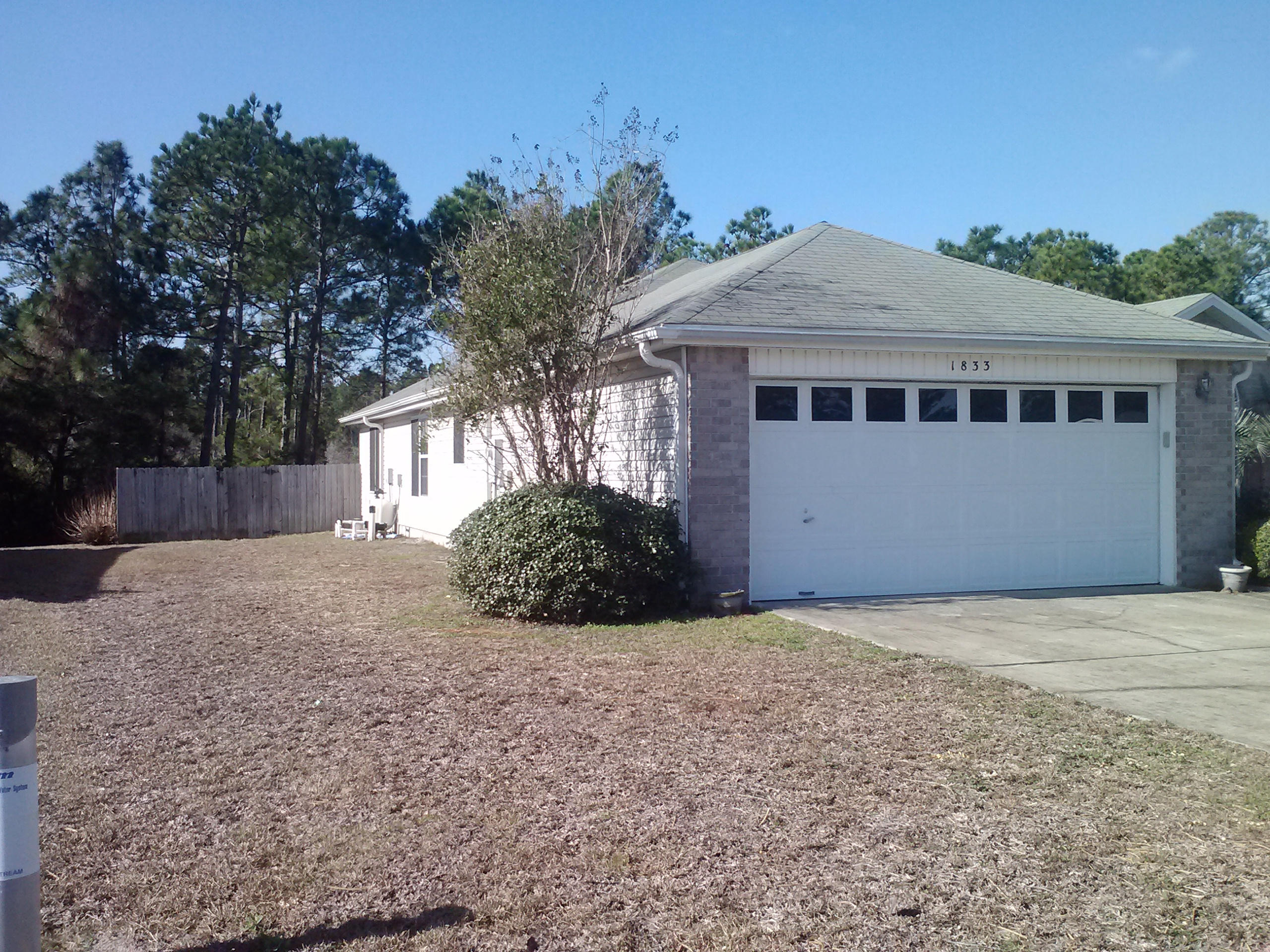 LIGHTHOUSE POINTE - Residential