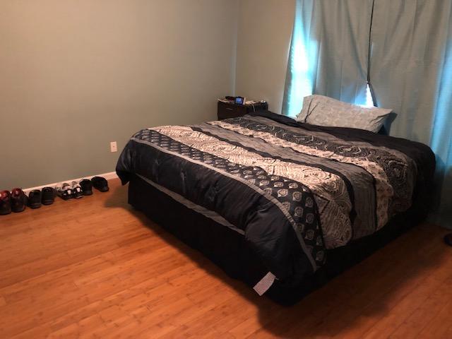 HARLAN SQUARES/D LOT 1 BLK B - Residential