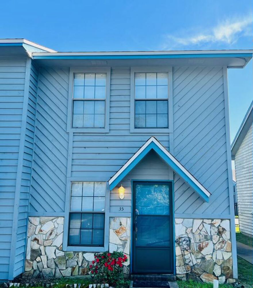 Come see this beautiful end-unit townhome right off of Green Acres Road just minutes from Hurlburt Field and Eglin AFB. With a brand new HVAC and water heater, this lovely townhome is a perfect starter home for a new military member, or small family. Both bedrooms are upstairs with a master bedroom featuring a balcony, overlooking the well-maintained community pool. An additional feature is that this unit has two dedicated parking spots right outside the front door for easy access. Stop by to see this beautiful complex and what it has to offer.