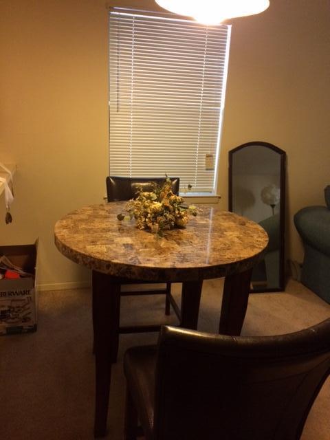 MONTAGE MANOR - Residential