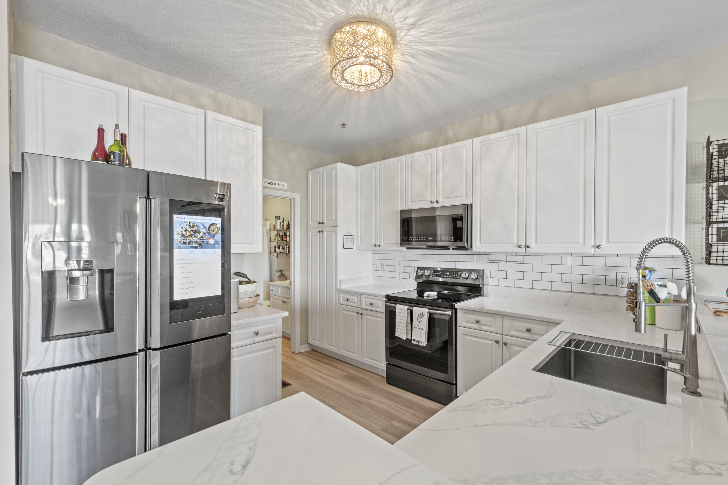 BEACH POINTE T/H - Residential