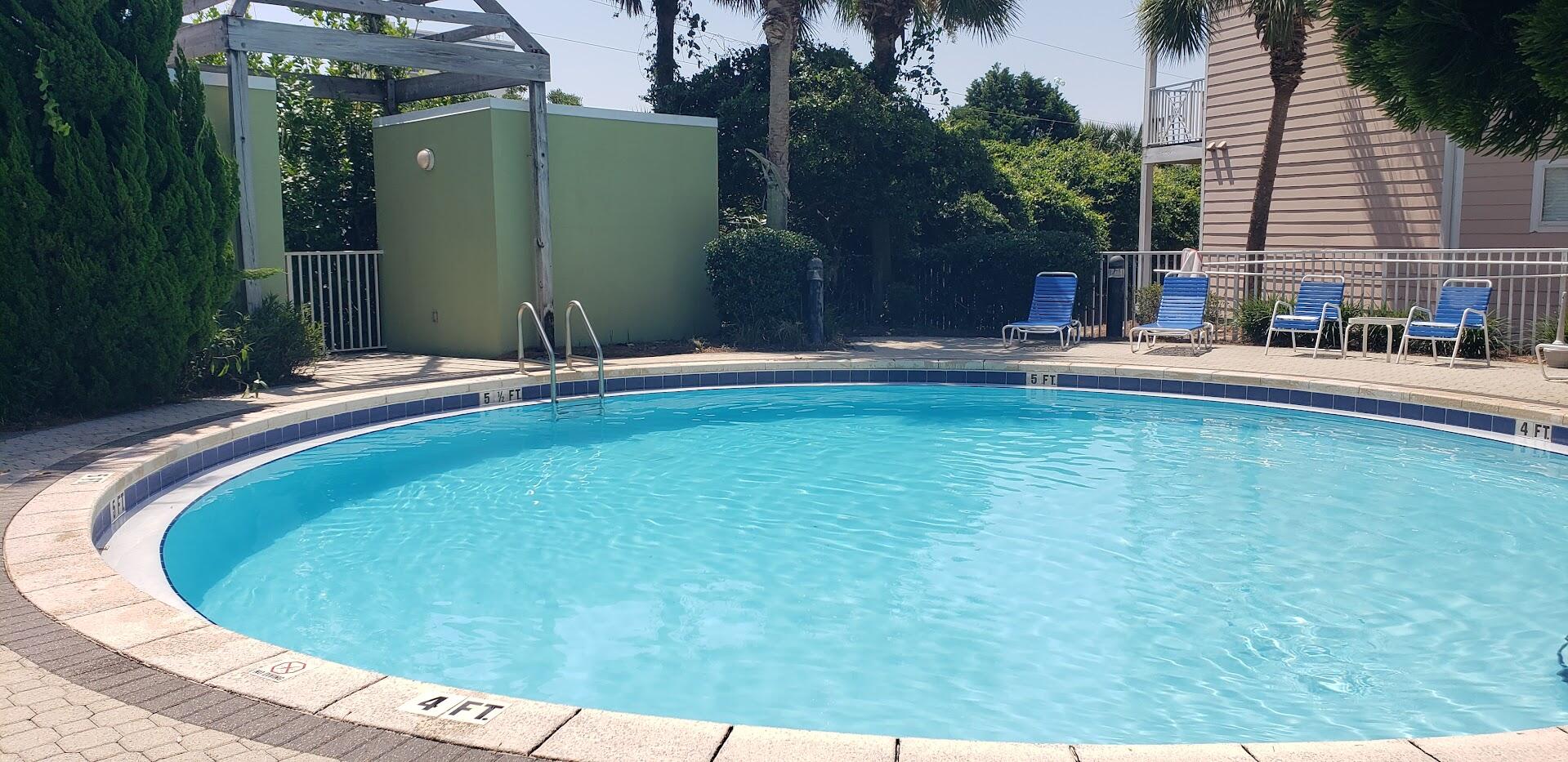 BEACH POINTE T/H - Residential