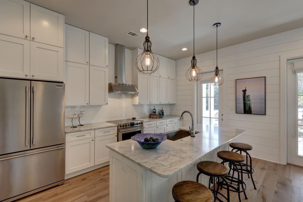 BLUE MOUNTAIN BEACH - Residential