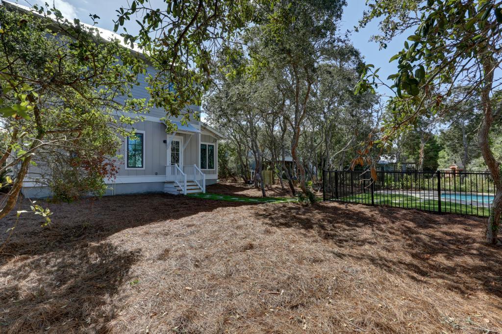 BLUE MOUNTAIN BEACH - Residential