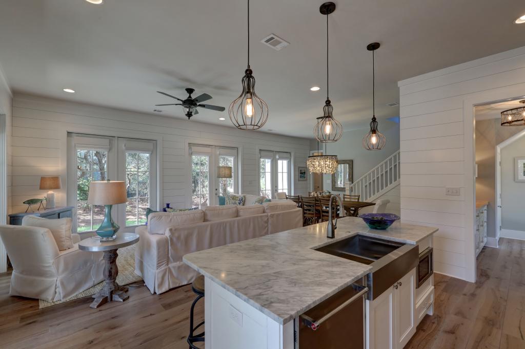 BLUE MOUNTAIN BEACH - Residential