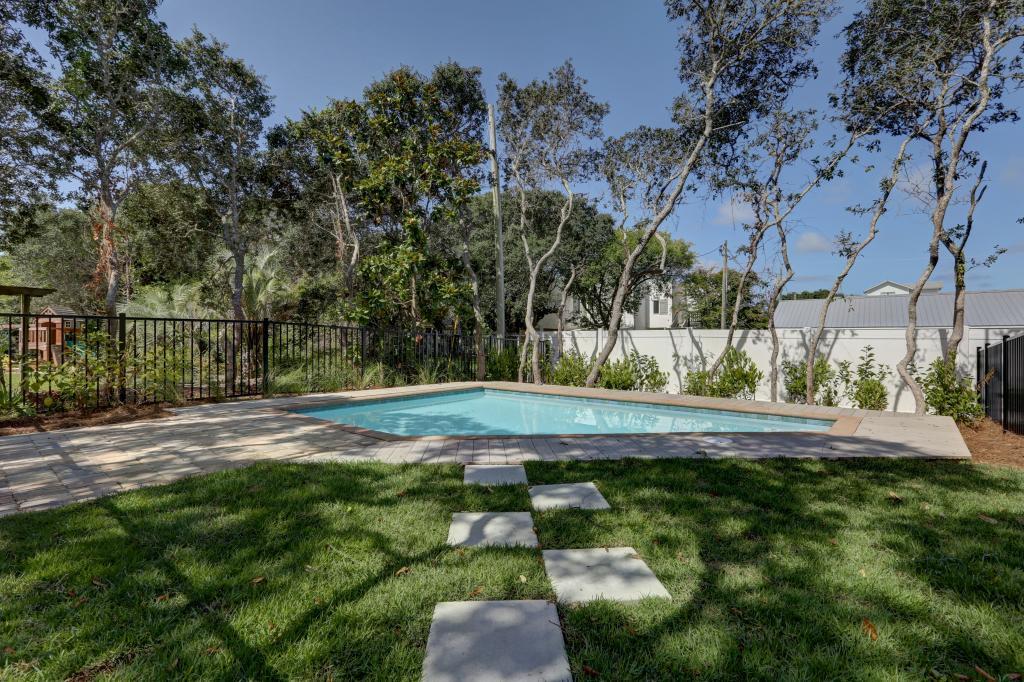 BLUE MOUNTAIN BEACH - Residential