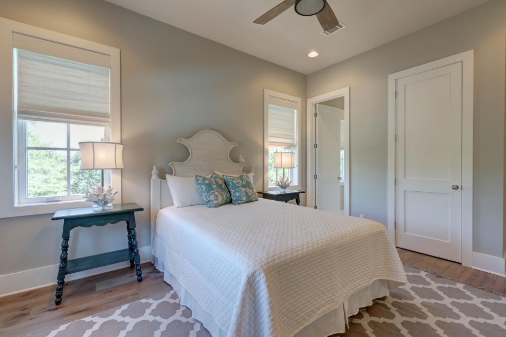 BLUE MOUNTAIN BEACH - Residential