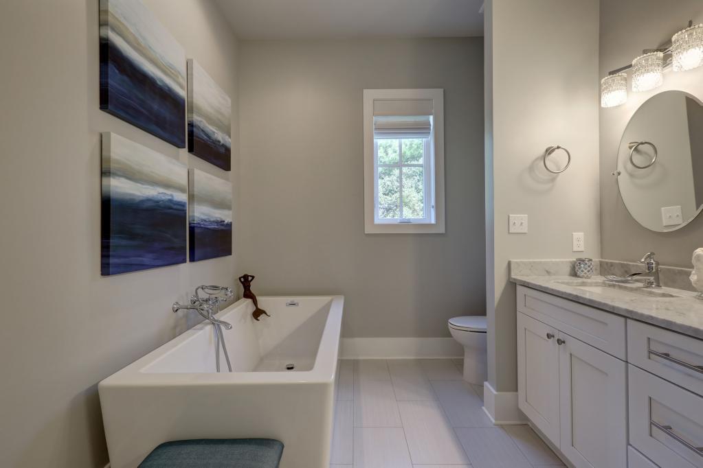 BLUE MOUNTAIN BEACH - Residential