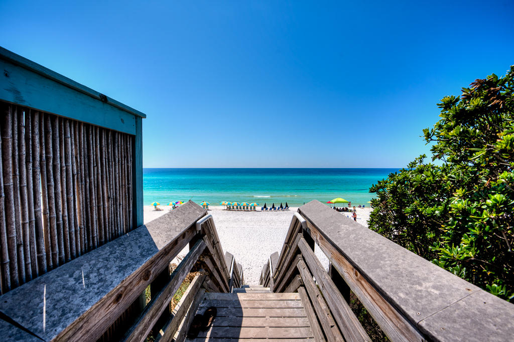 SEAGROVE 1ST ADDN - Residential