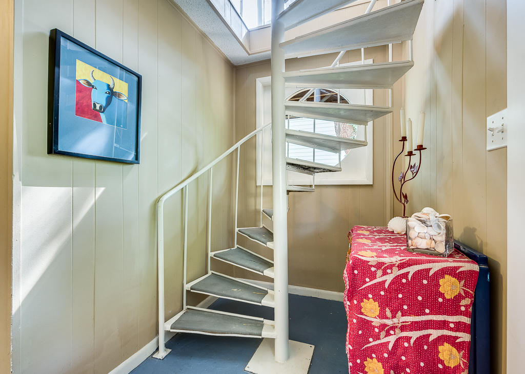 SEAGROVE 1ST ADDN - Residential