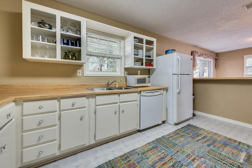 SEAGROVE 1ST ADDN - Residential