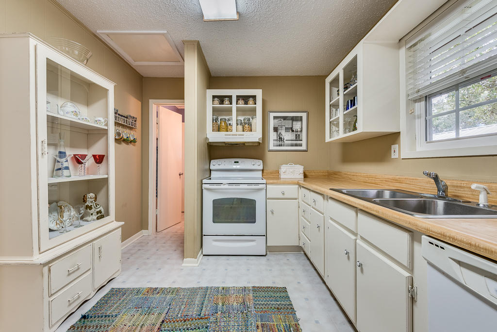 SEAGROVE 1ST ADDN - Residential