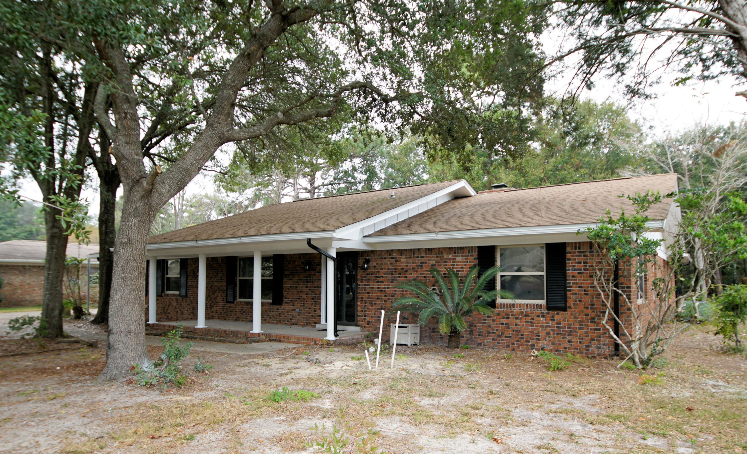 LAKE LORRAINE ESTATES - Residential