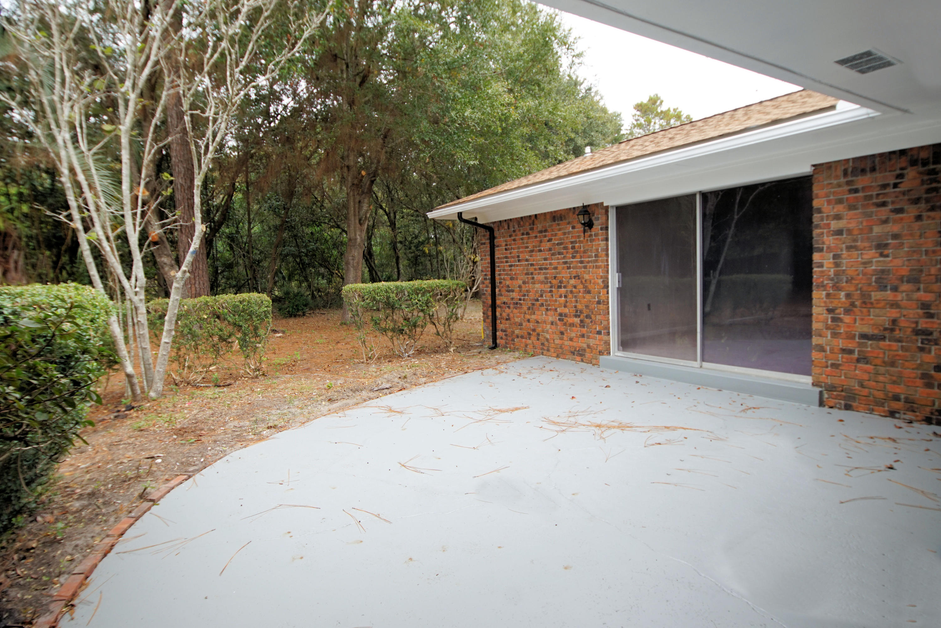 LAKE LORRAINE ESTATES - Residential