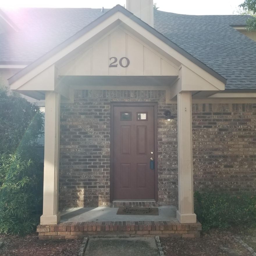 Beautiful townhouse perfect to live in or as an investment. Home has an excellent rental history and previously leased for $1,550/mo. Flooring and appliances replaced in 2015. Water Heater replaced in 2017. Stackable washer/dryer installed 12/2018. New dimensional shingle roof in 2020. Master Bed/Bath down and Master Bed/Bath upstairs.