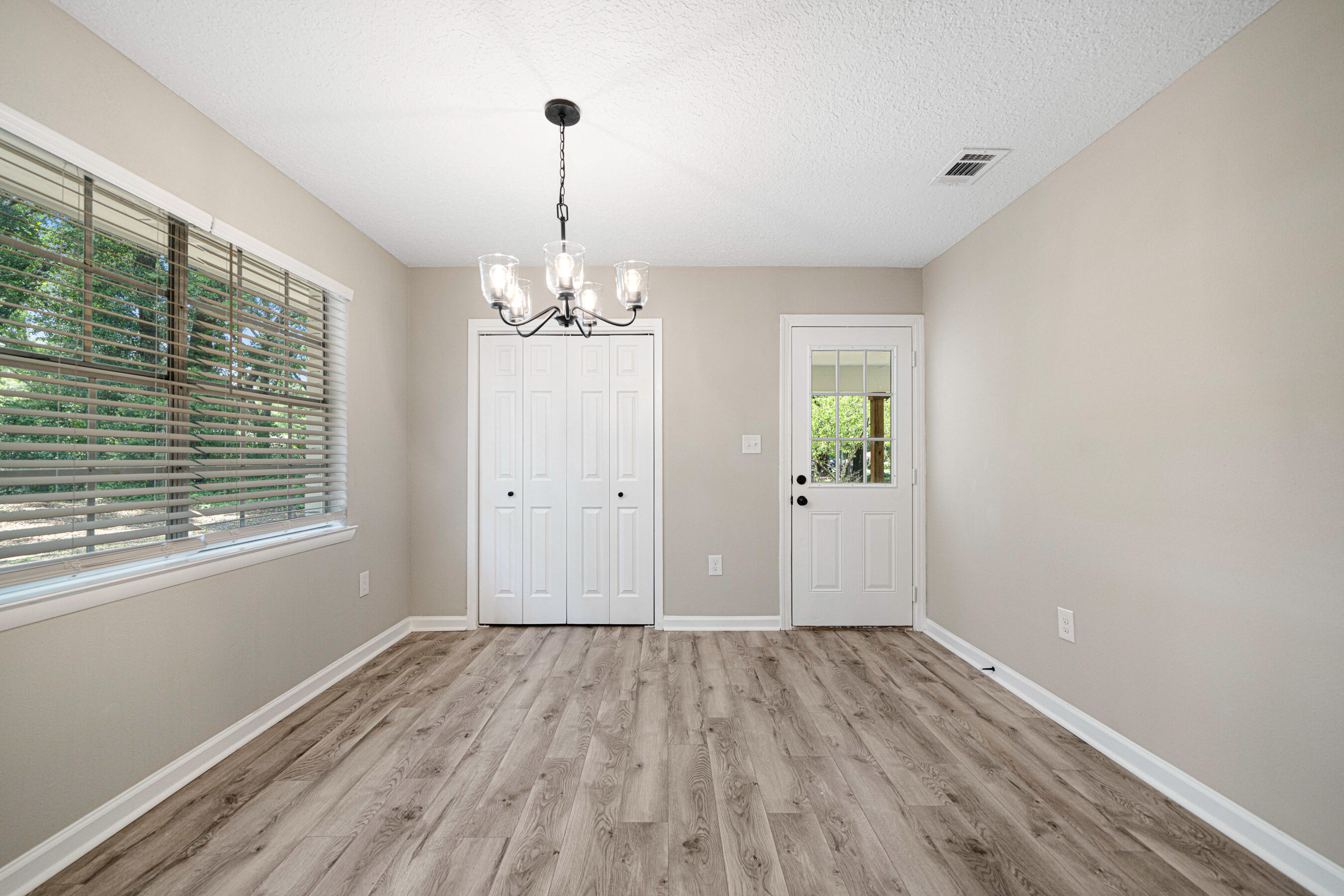 FERDON HEIGHTS - Residential