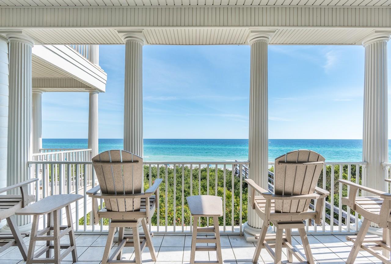 LOT 9-C BEING MORE PARTICULARLY DESCRIBED AS: COM AT THE NE/C OF LOT 10 DANABEACH S/D - Residential