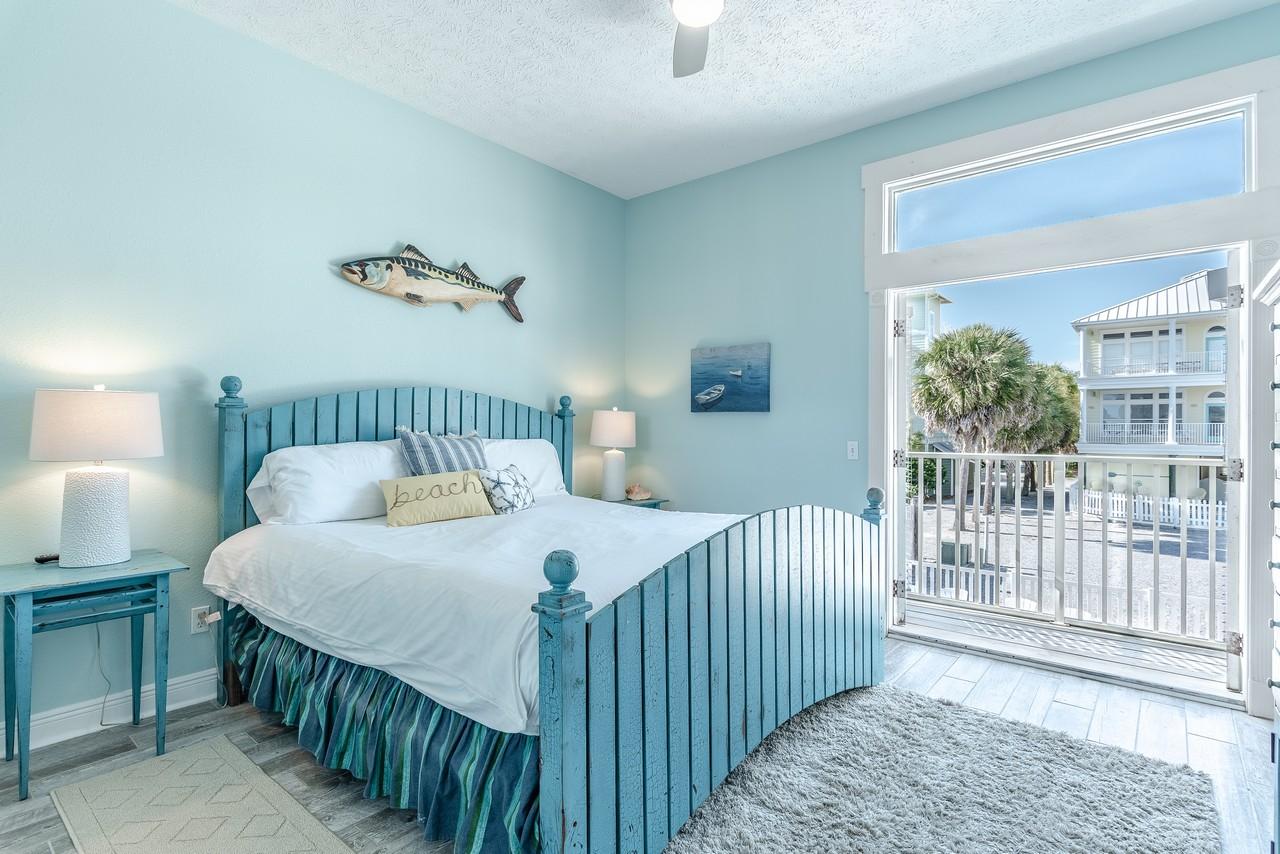 LOT 9-C BEING MORE PARTICULARLY DESCRIBED AS: COM AT THE NE/C OF LOT 10 DANABEACH S/D - Residential