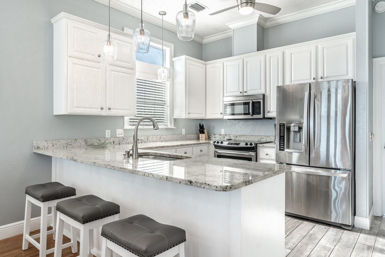 LOT 9-C BEING MORE PARTICULARLY DESCRIBED AS: COM AT THE NE/C OF LOT 10 DANABEACH S/D - Residential