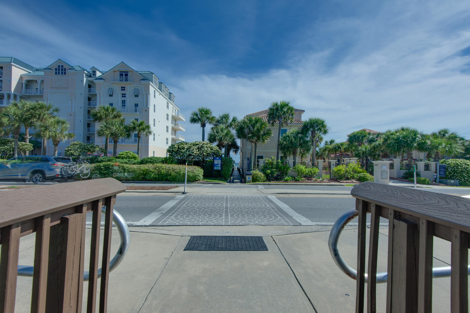 CRYSTAL SHORES - Residential