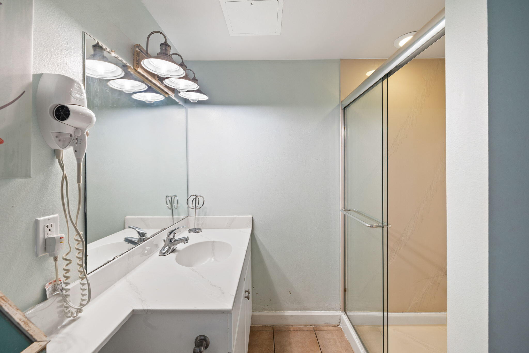 SHORES OF PANAMA - Residential