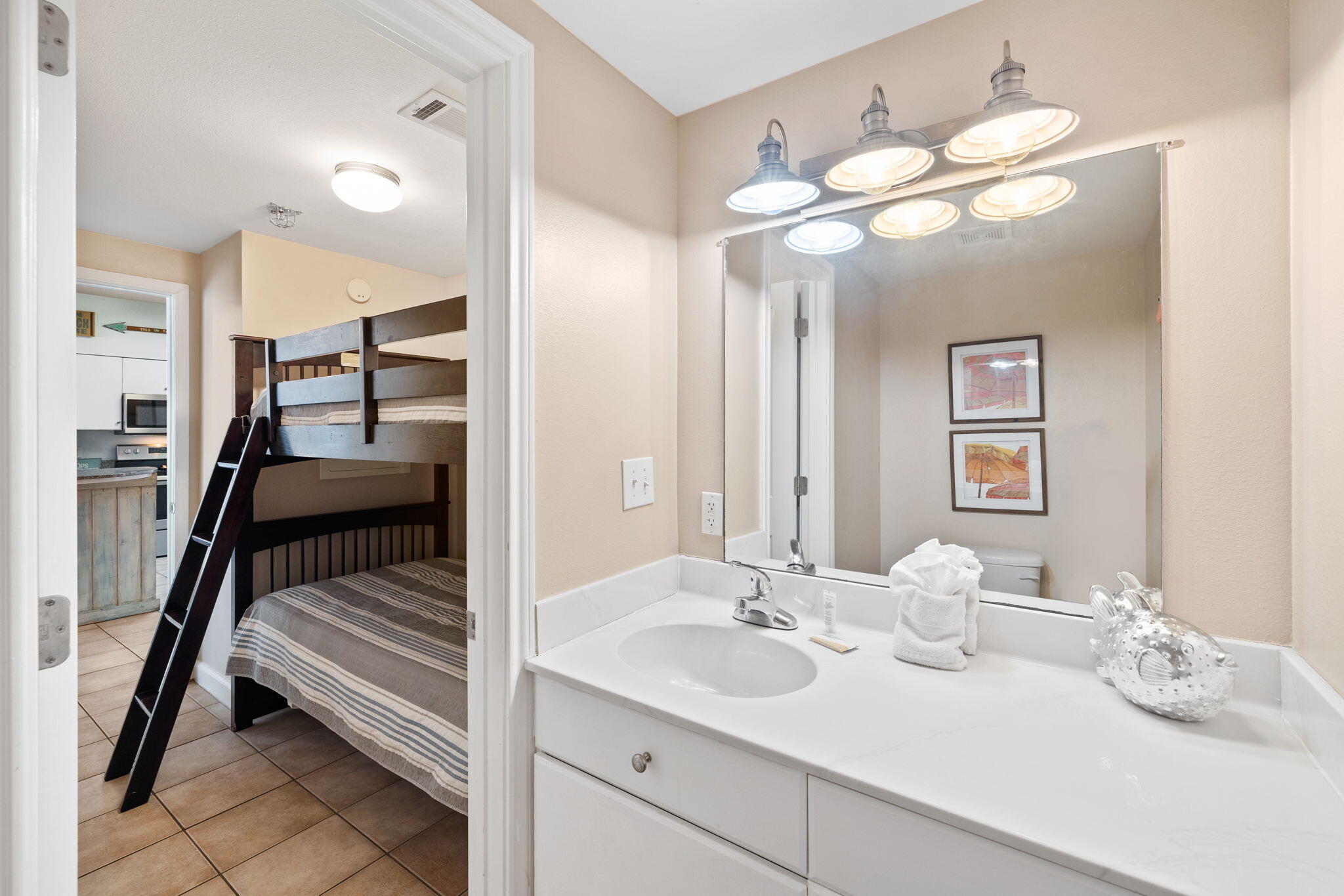 SHORES OF PANAMA - Residential