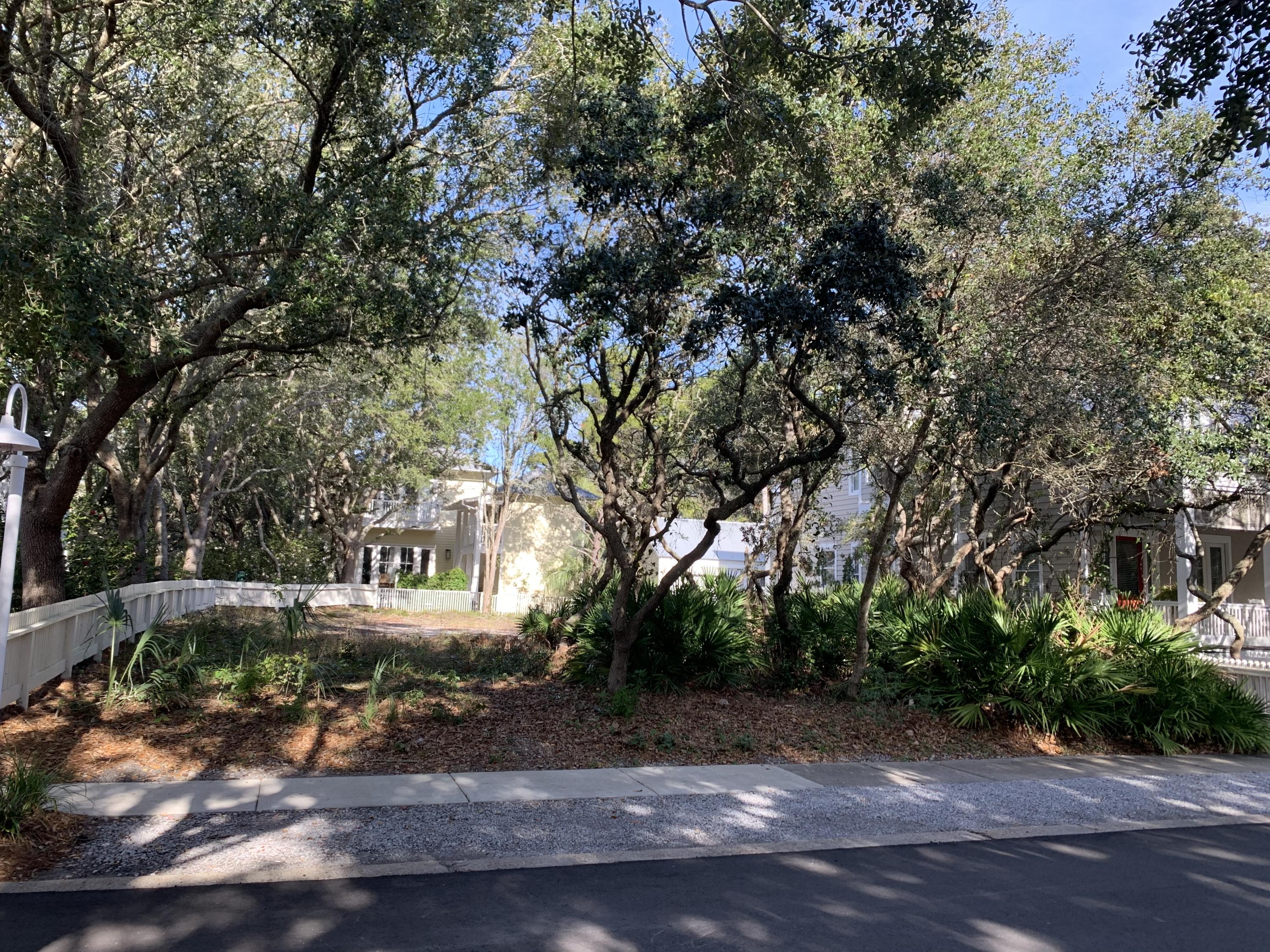 Carillon Beach - Land