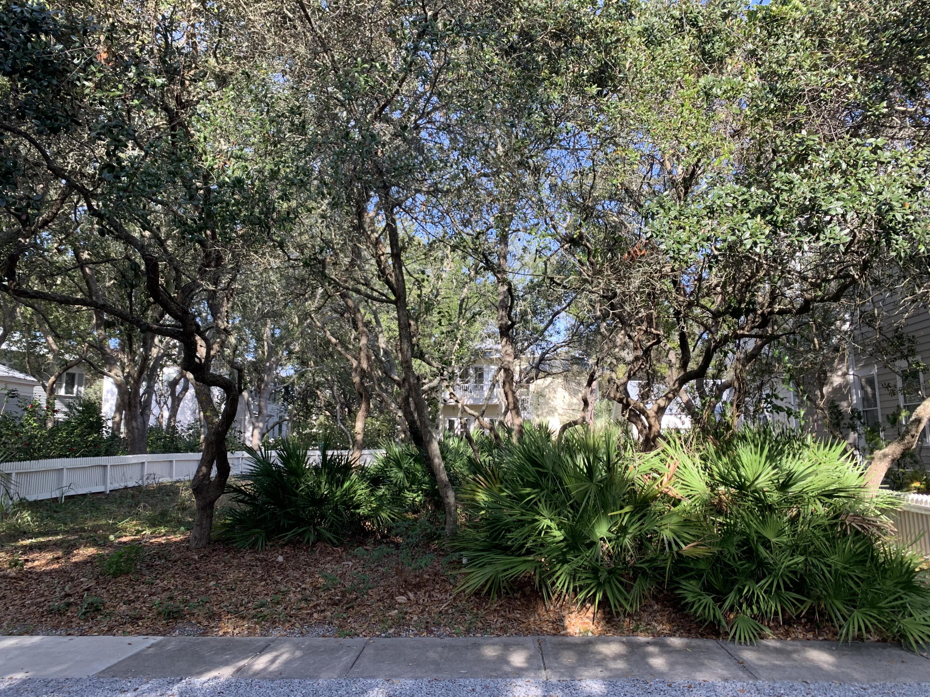 Carillon Beach - Land