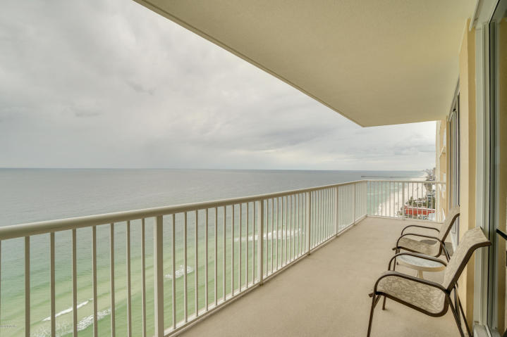 MAJESTIC BEACH TOWERS II - Residential