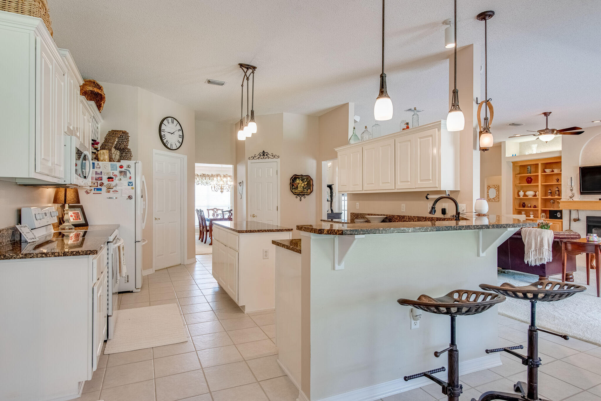 HIDDEN CREEK ESTATES AT HOLLEY BY THE SEA - Residential