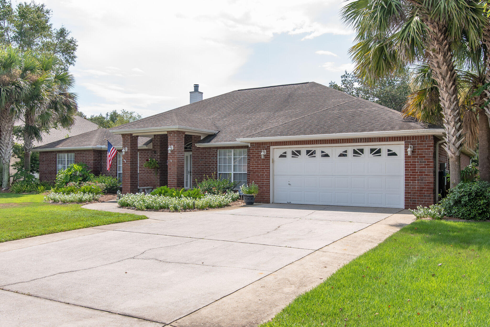 HIDDEN CREEK ESTATES AT HOLLEY BY THE SEA - Residential