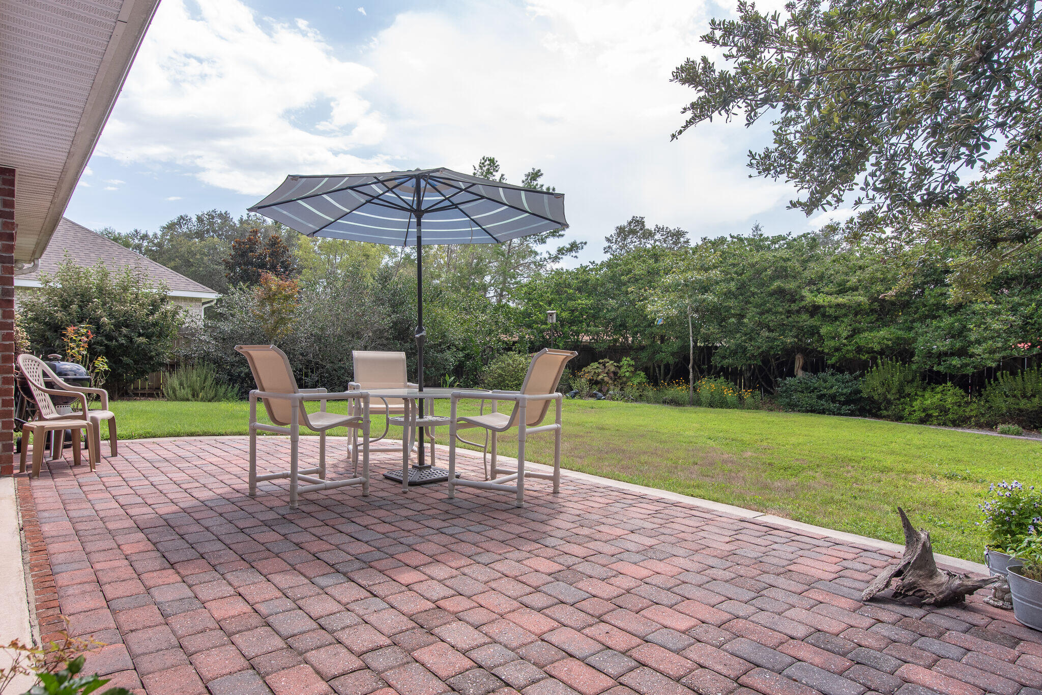 HIDDEN CREEK ESTATES AT HOLLEY BY THE SEA - Residential