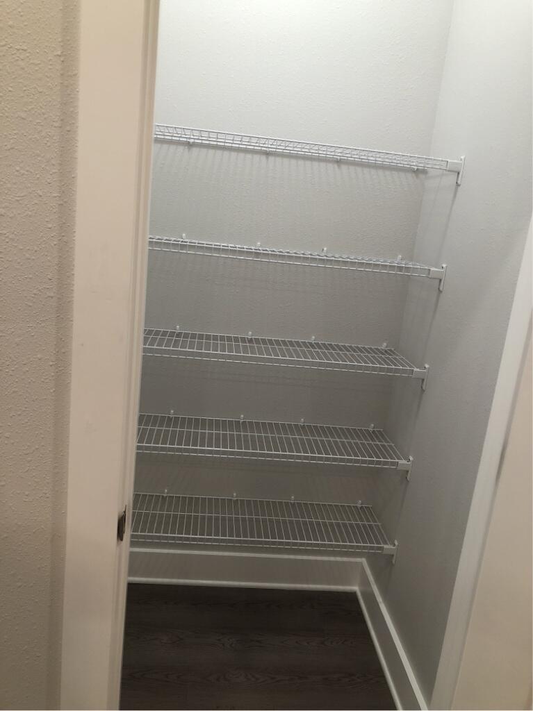 TUSCAN VILLAGE TH - Residential Lease