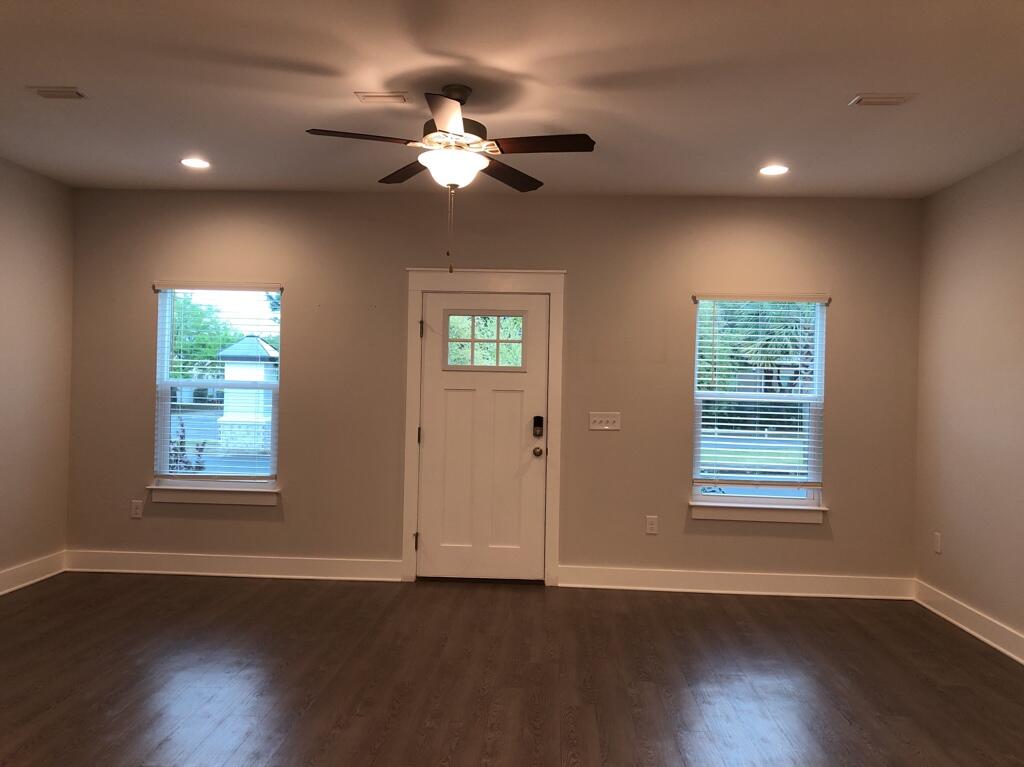 TUSCAN VILLAGE TH - Residential Lease