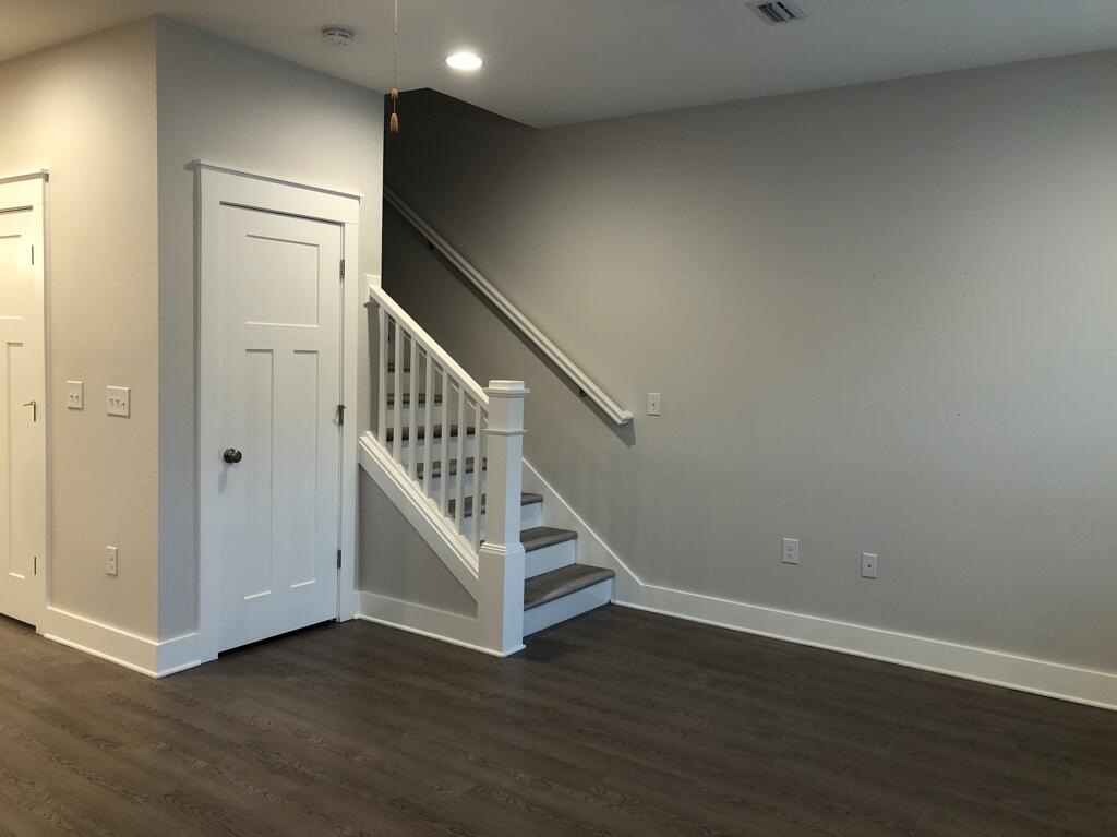 TUSCAN VILLAGE TH - Residential Lease