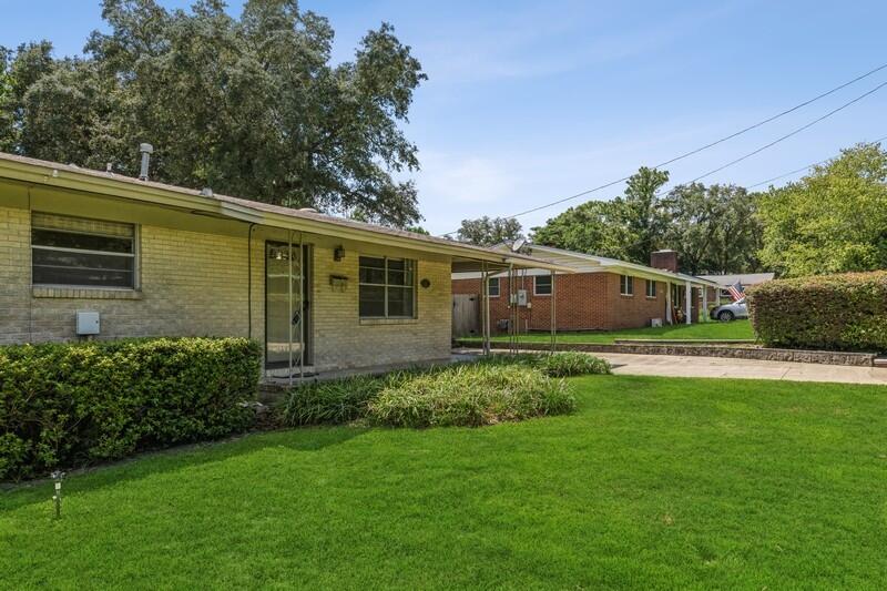 NO RECORDED SUBDIVISION - Residential