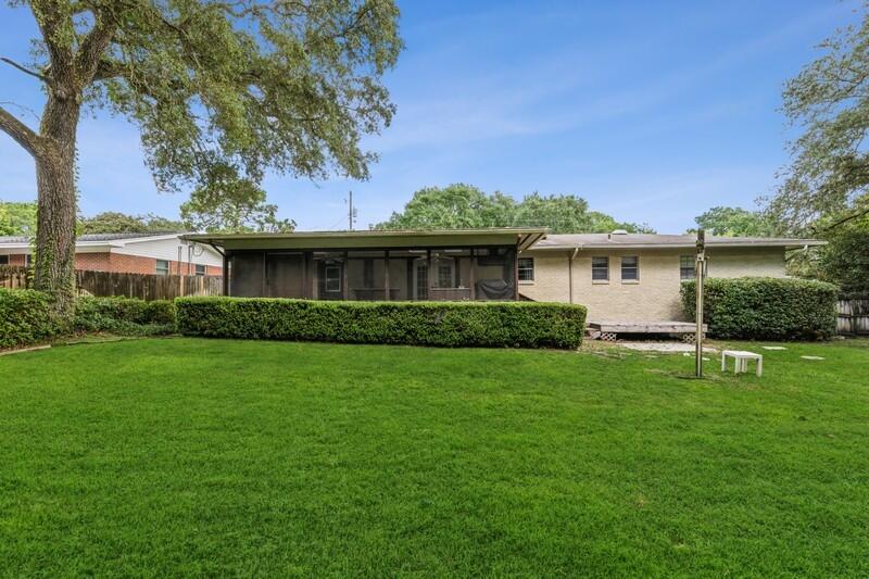 NO RECORDED SUBDIVISION - Residential