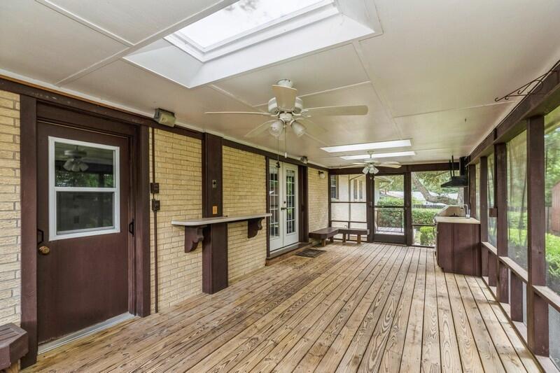 NO RECORDED SUBDIVISION - Residential