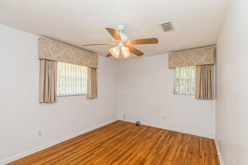 NO RECORDED SUBDIVISION - Residential