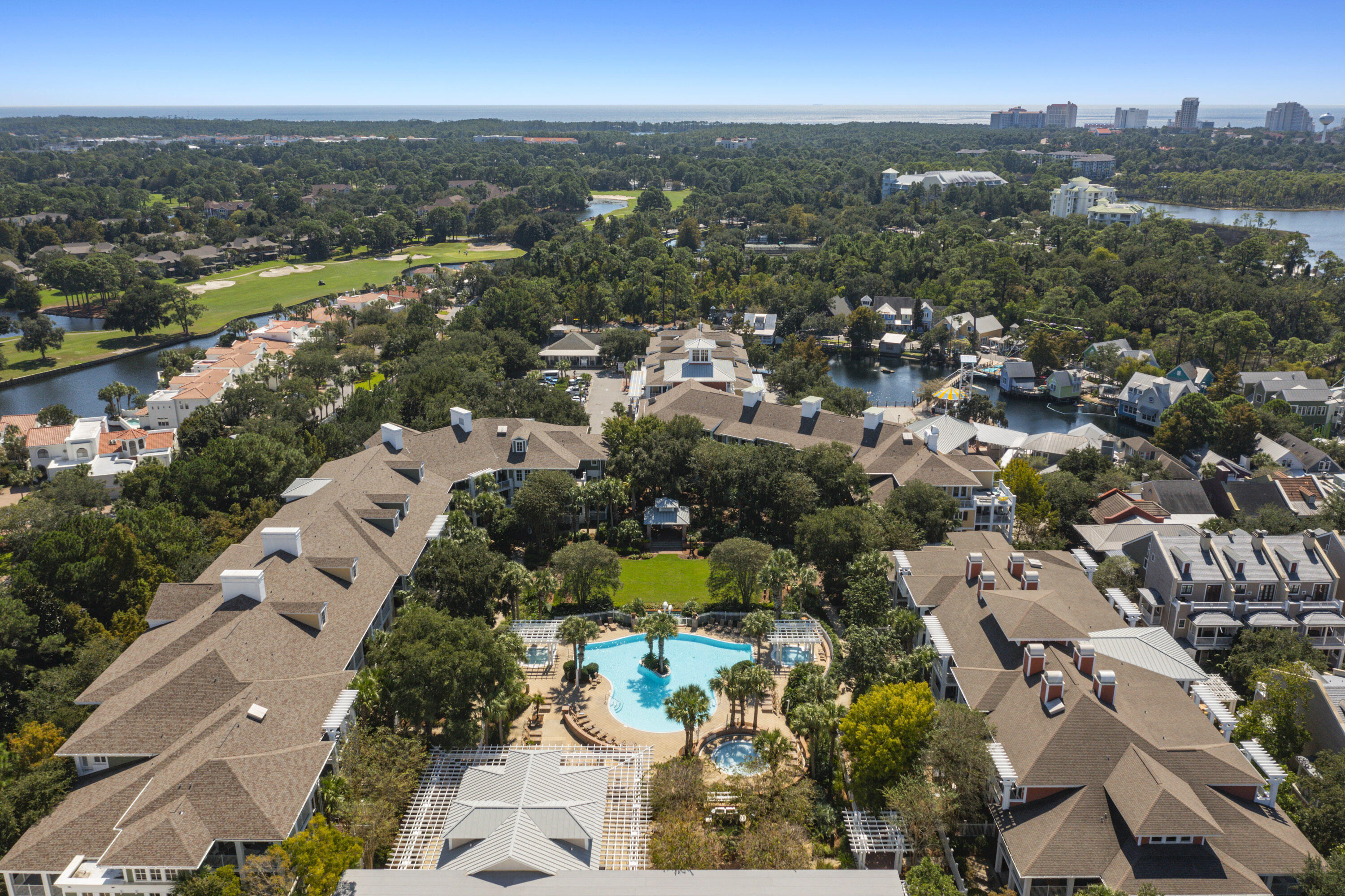 OBSERVATION POINT NORTH - Residential