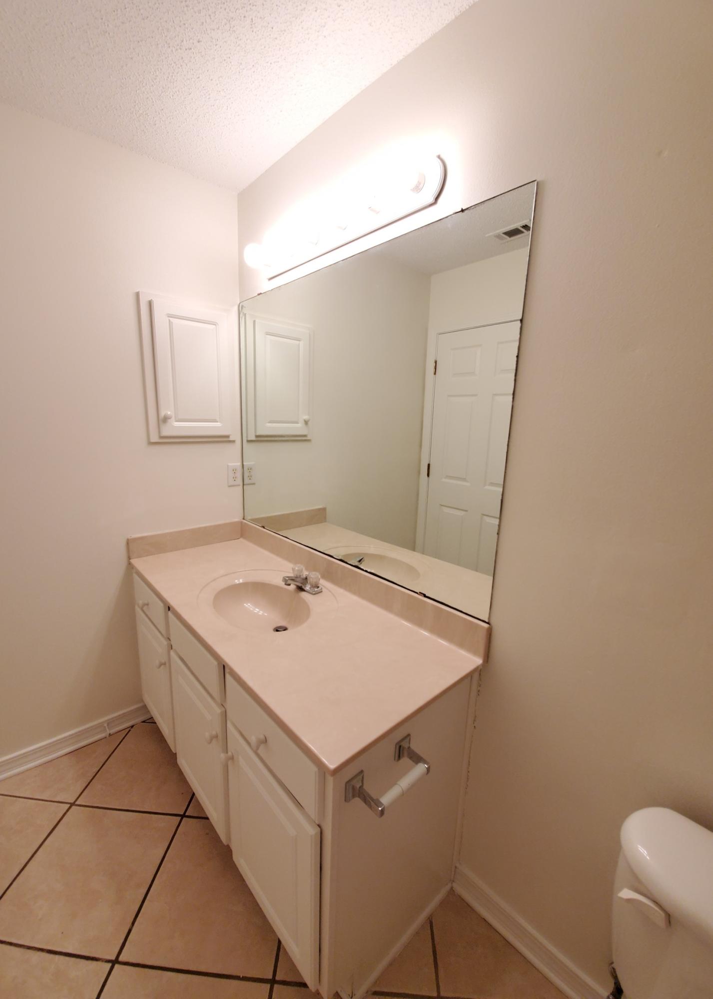 Twin Lakes - Residential