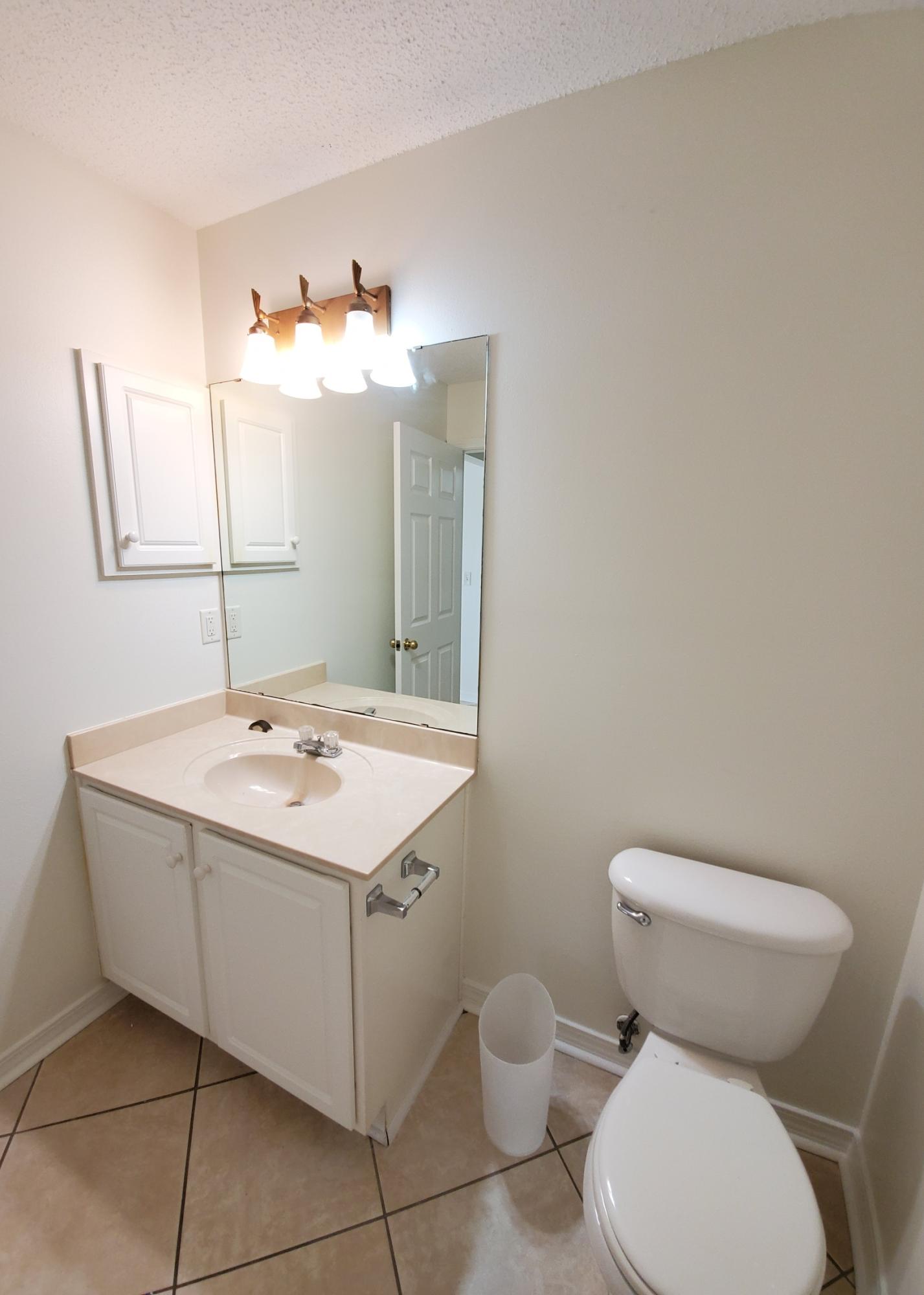 Twin Lakes - Residential