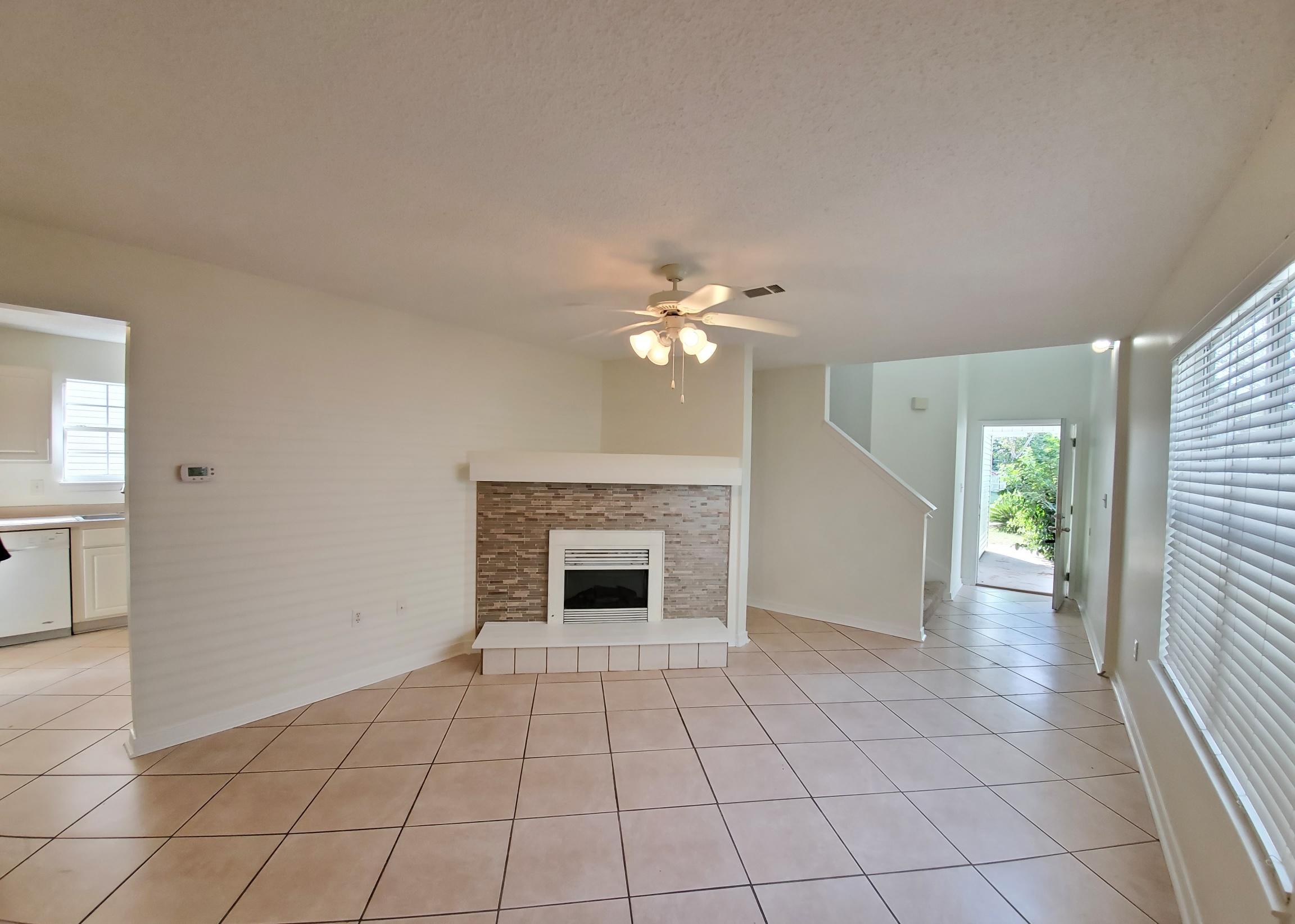 Twin Lakes - Residential