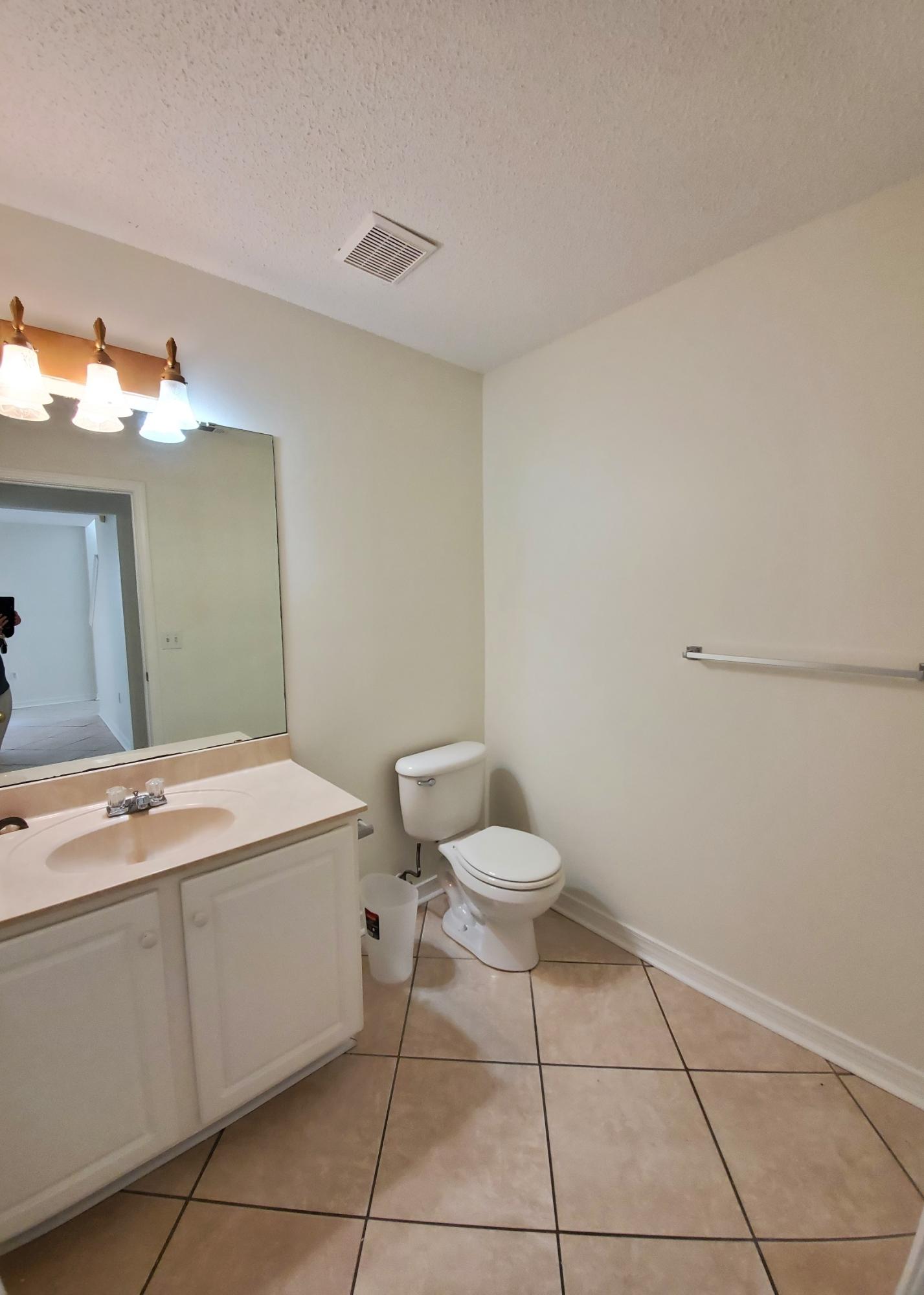 Twin Lakes - Residential
