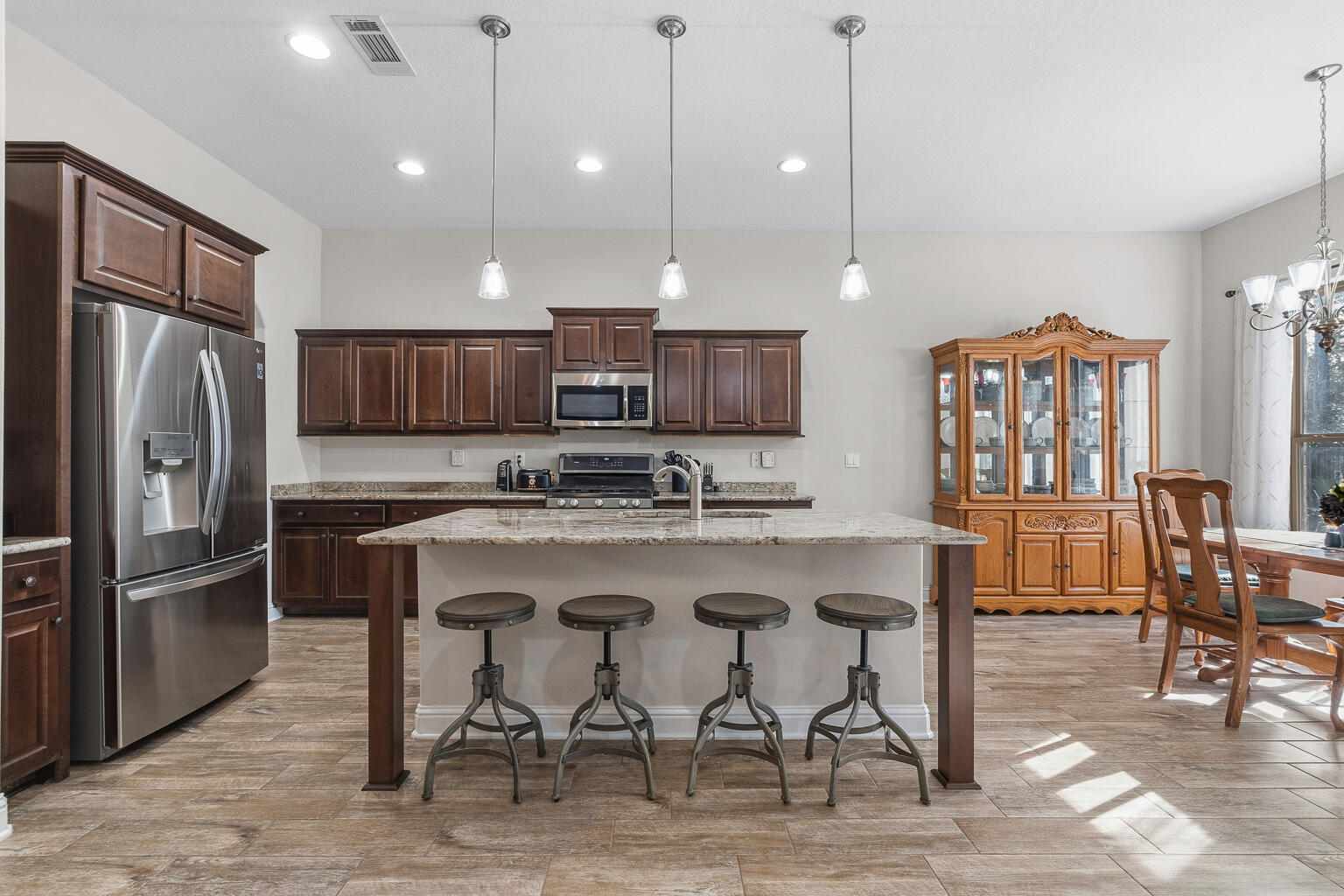 Nature Lake - Residential