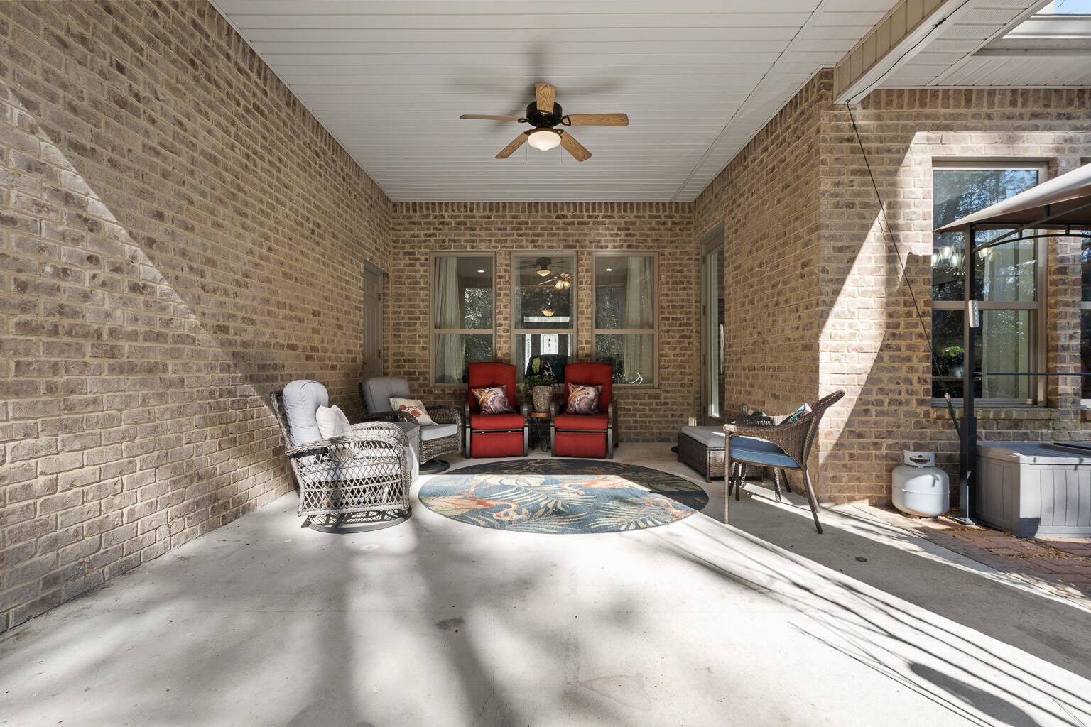 Nature Lake - Residential