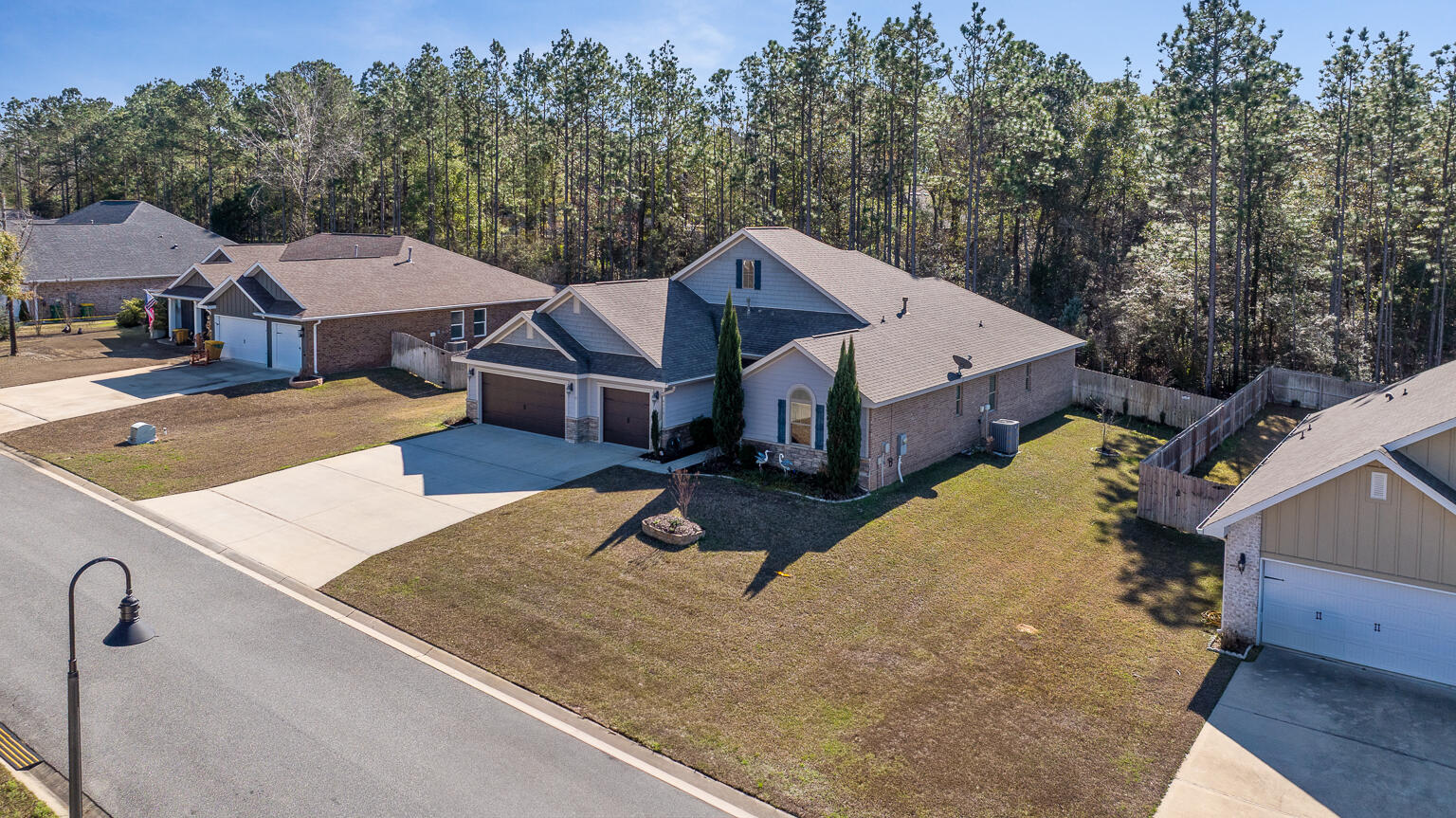 Nature Lake - Residential