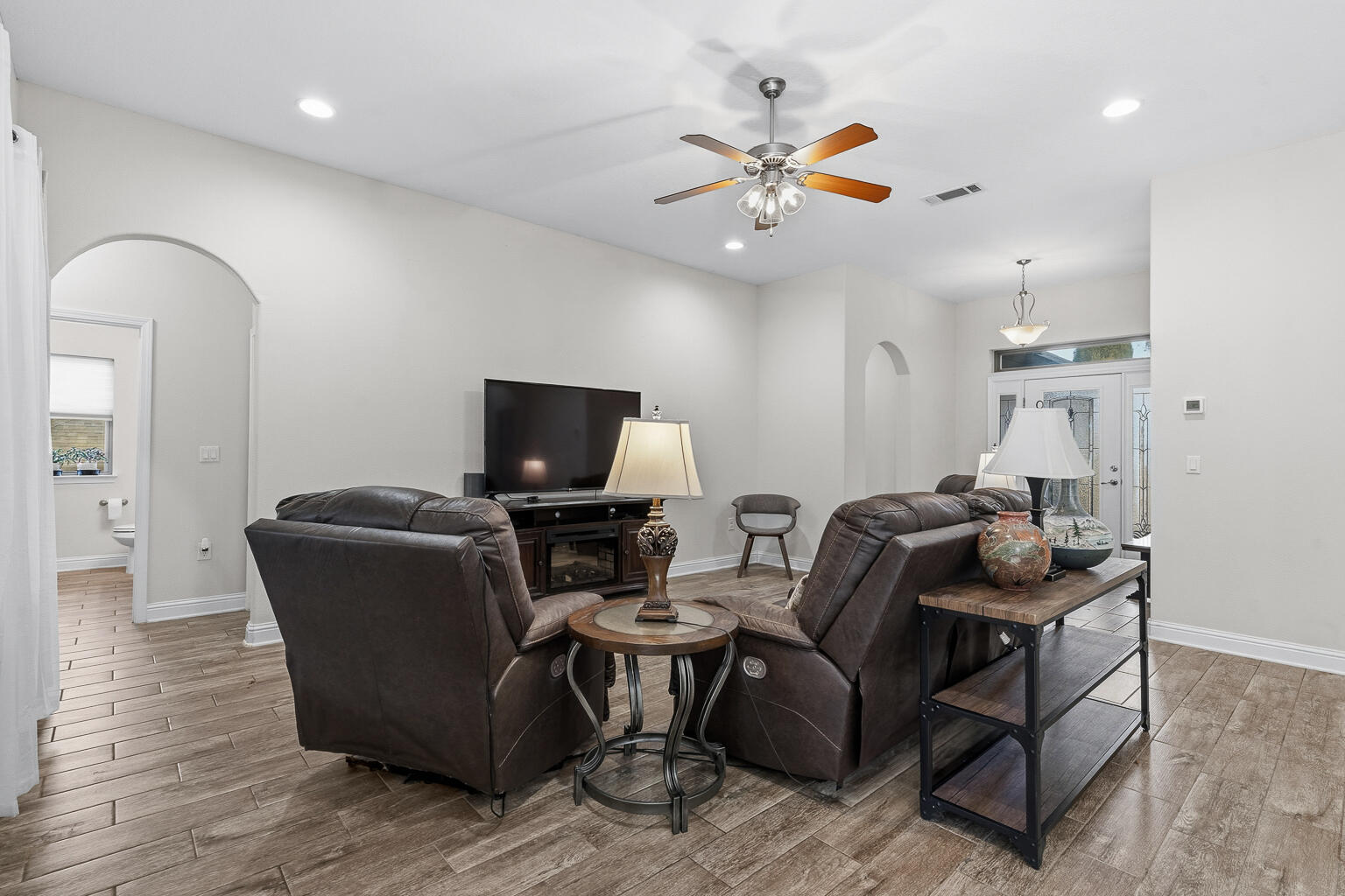 Nature Lake - Residential