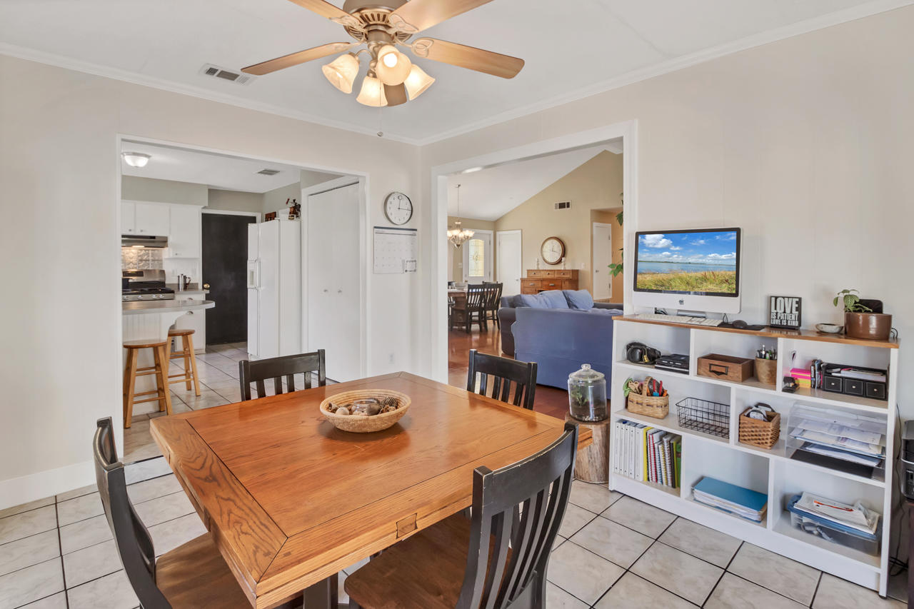 PALM ESTATES UNIT 2 - Residential